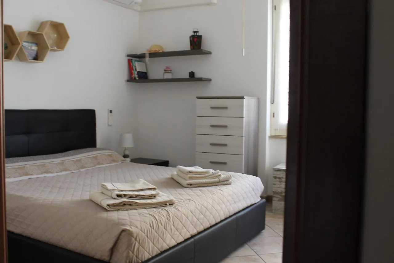 Lovely Sardinia Apartment Porto Torres Italia
